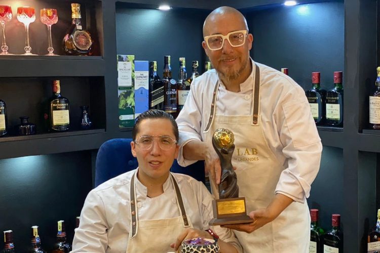 Chefs Carlos Gallardo and Juan Sebastián Gallardo