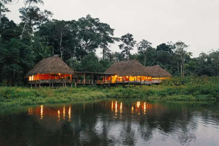 kapawi amazon lodge social