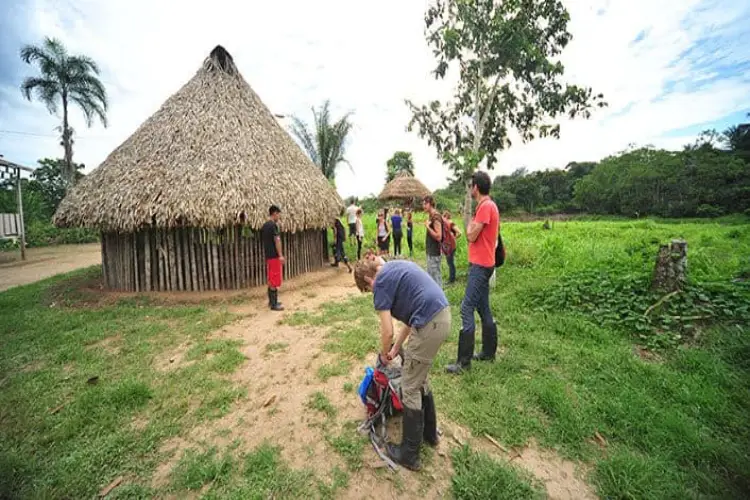 cuyabeno-wildlife-reserve-community