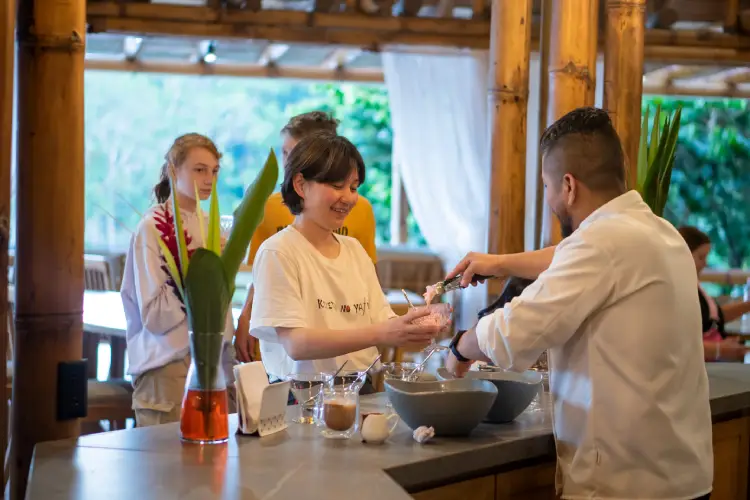 la-selva-lodge-service