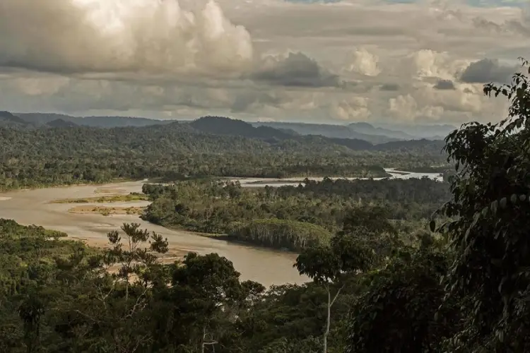casa-suizo-river