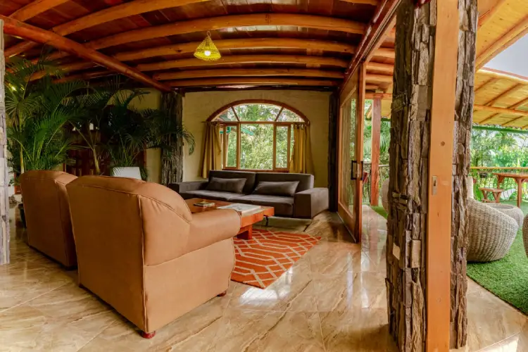 maquipucuna lodge living