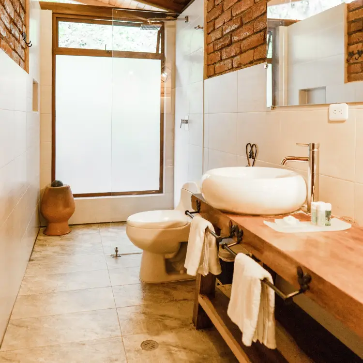piripe lodge bathroom