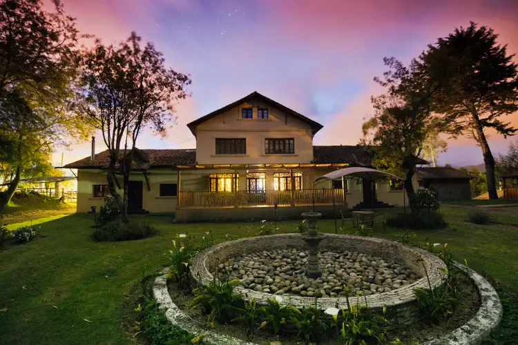 Hosteria Papagayo