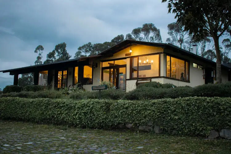 Chuquiragua Lodge main house